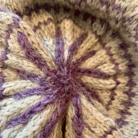 Hand Knit Fair Isle Wool Cap - Picture 4 of 5